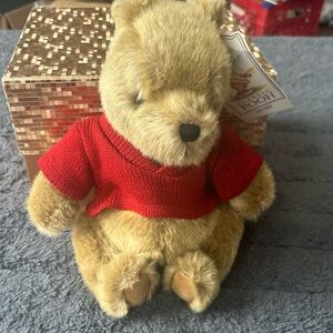 NWT Vintage Gund Classic Winnie the Pooh Plush - Style #7952